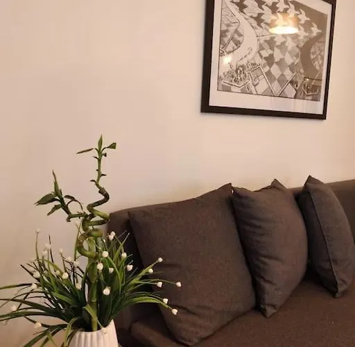 F2 Luxury Apartment Volos