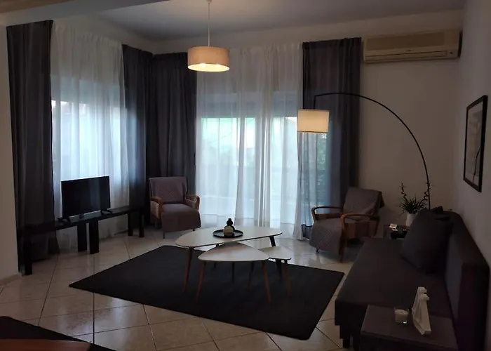 Apartment F2 Luxury Volos