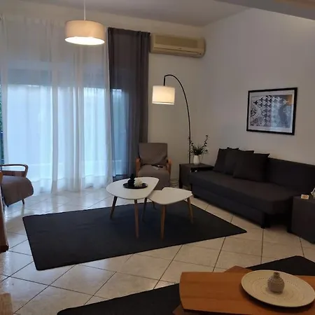 F2 Luxury Apartment *